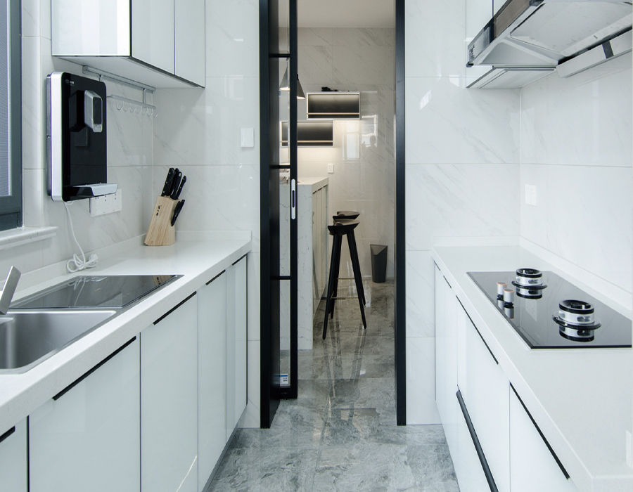 Keraamisten laattojen esivalmistetut modulaariset keittiöyksiköt